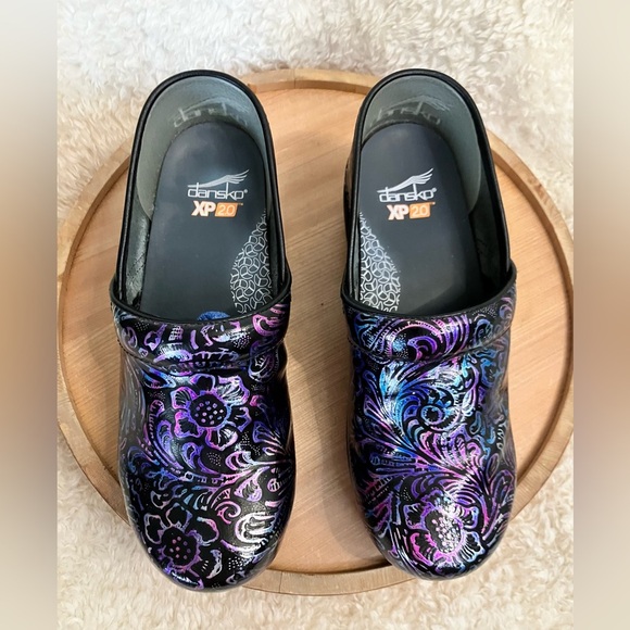 EUC Dansko XP 2.0 Professional Rainbow Black Floral Leather Slip-on Clogs Sz 9 - Picture 2 of 9